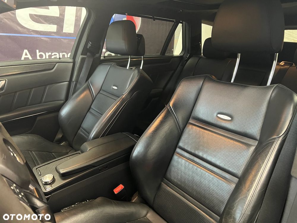 Mercedes-Benz Klasa E 63 AMG AMG AMG Speedshift MCT AMG Performance Package - 16