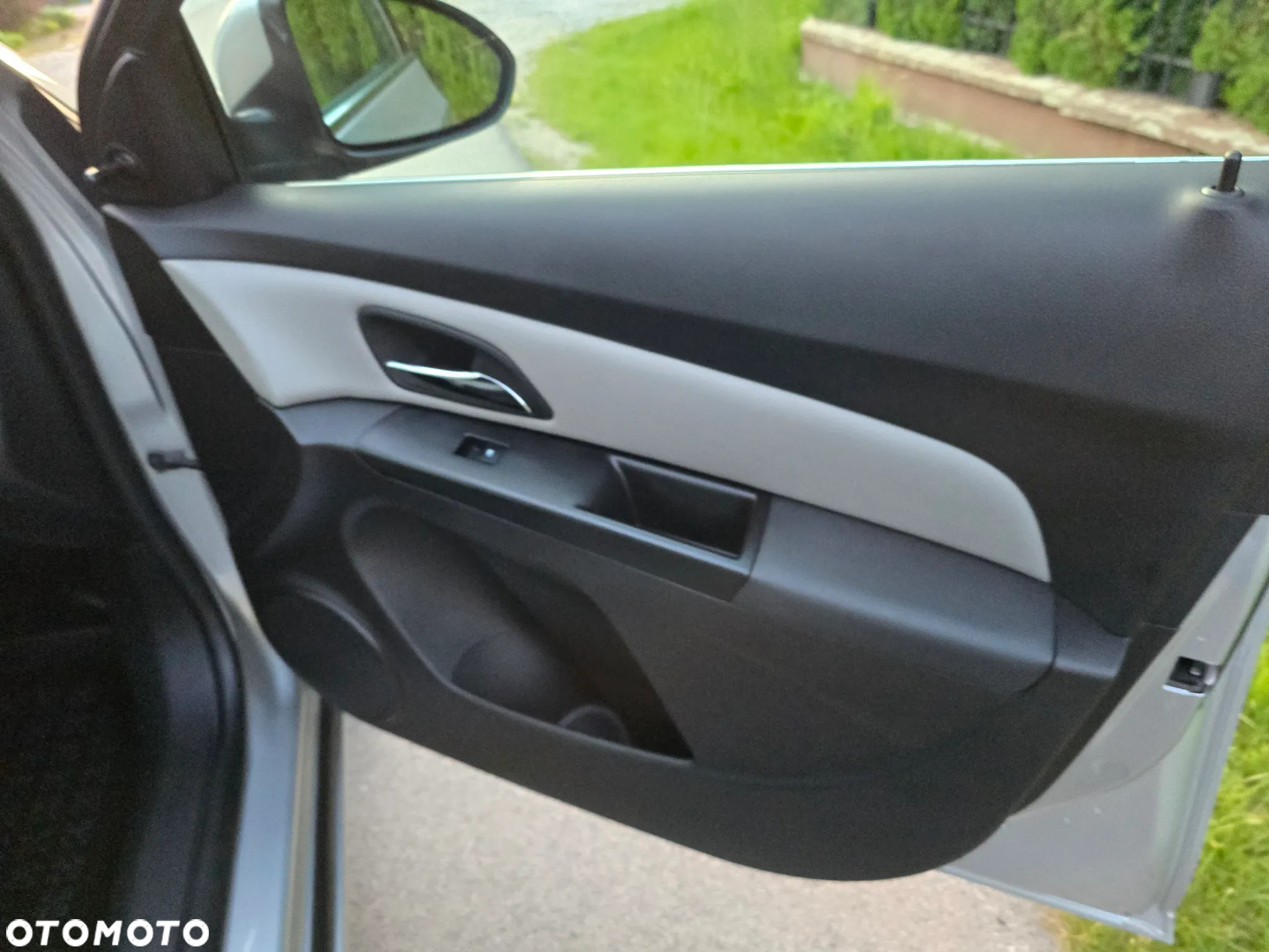 Chevrolet Cruze 1.8 LS+ - 15
