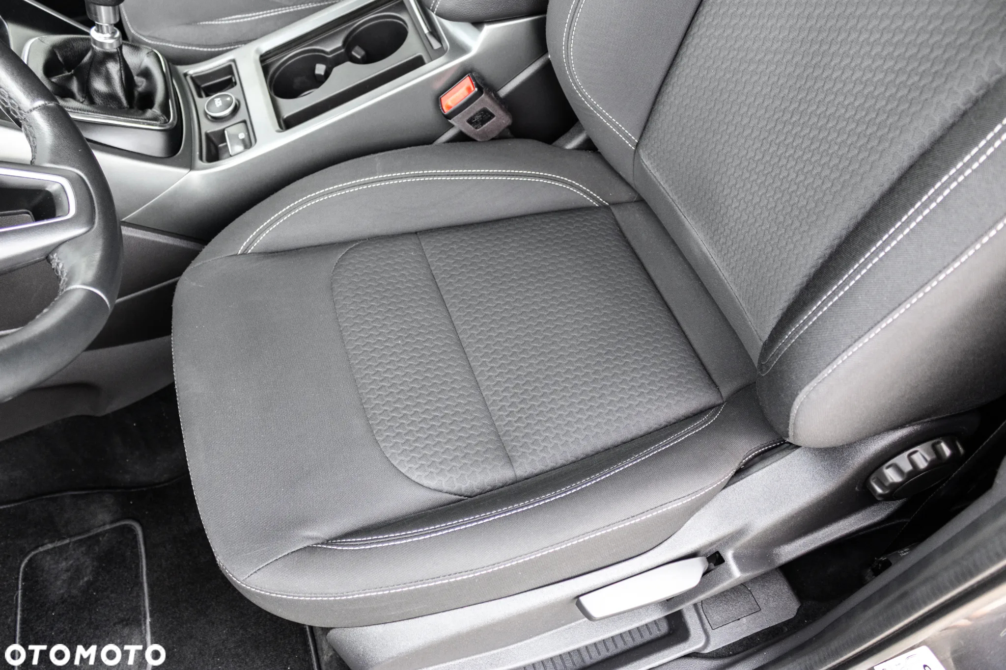 Ford Kuga 1.5 TDCi FWD Edition - 14