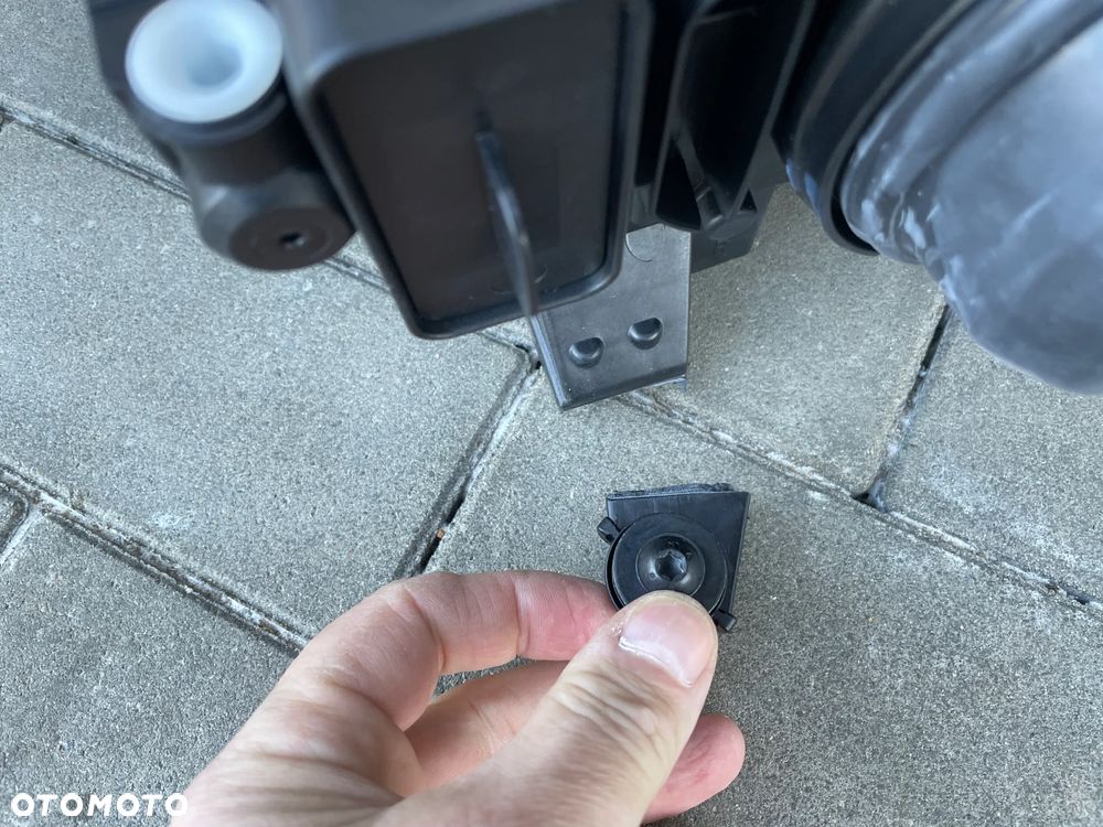 LAMPA PRZEDNIA PRAWA VW TOURAN III 5TA  2015-- NOWA AL - 3