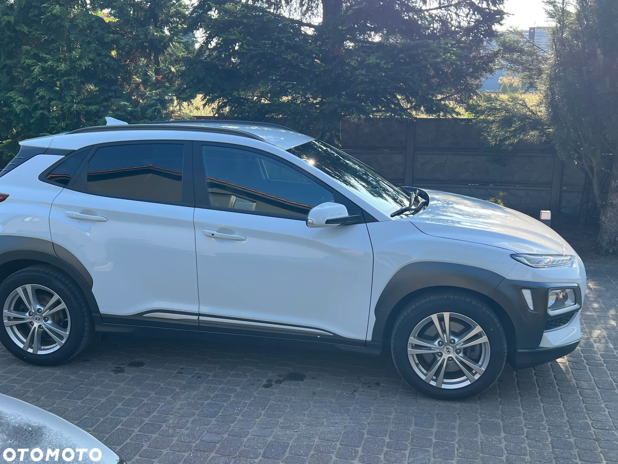 Hyundai Kona 1.6 T-GDI DCT 4WD Premium - 11