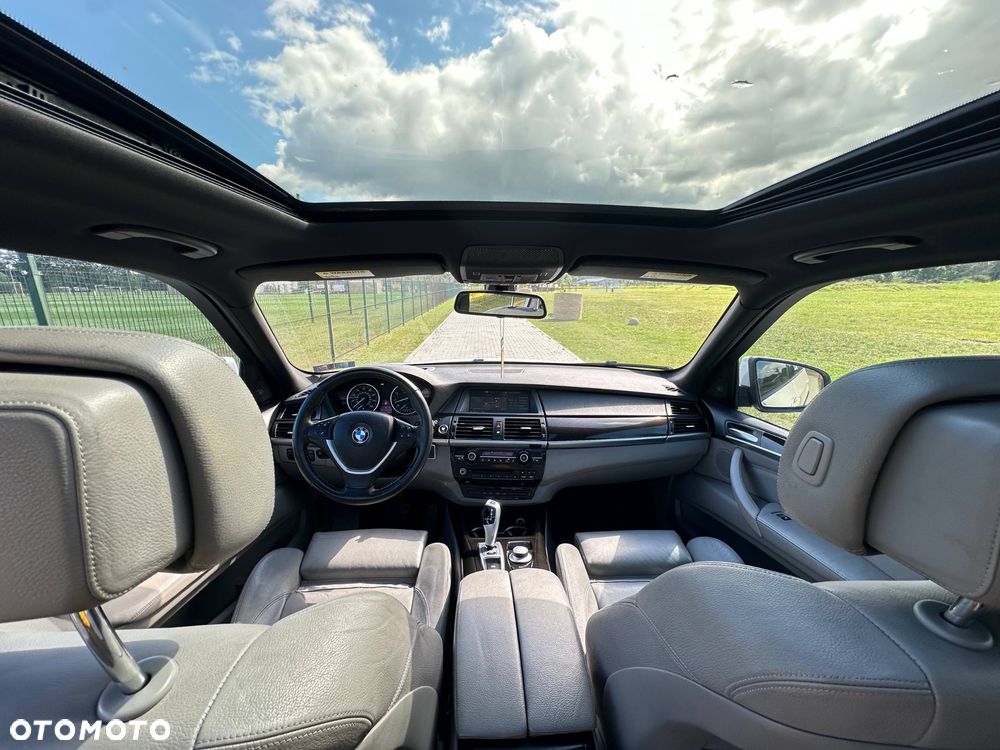BMW X5 3.0si xDrive - 28