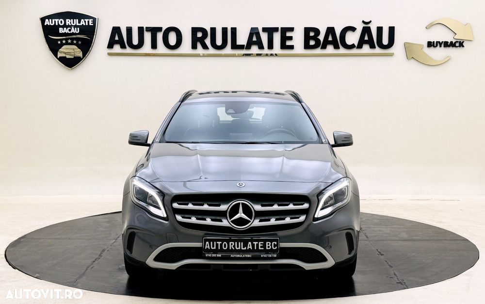 Mercedes-Benz GLA - 10