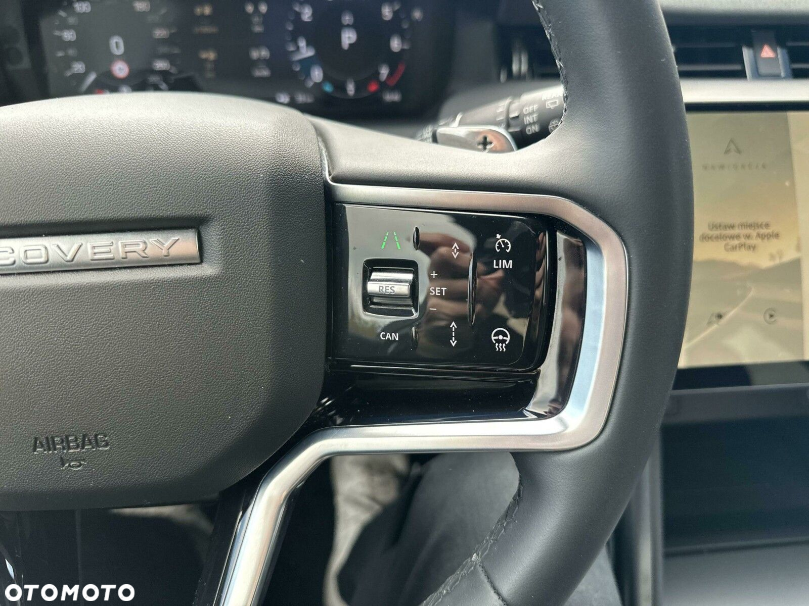 Land Rover Discovery Sport - 16