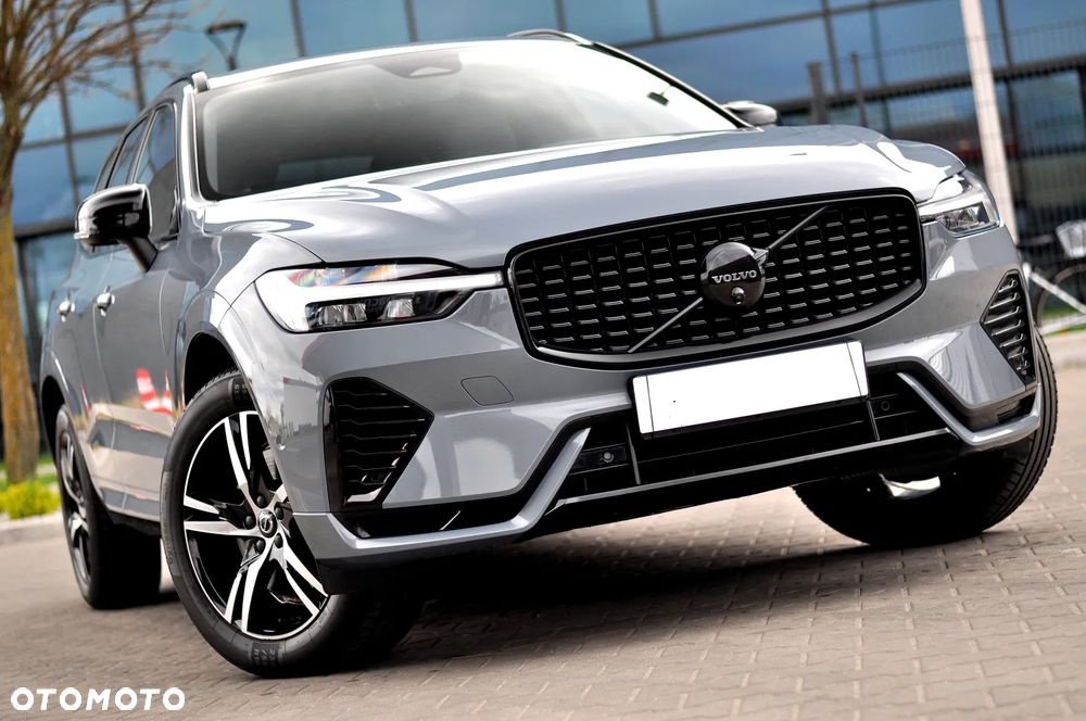 Volvo XC 60 T6 AWD Recharge Geartronic RDesign - 3