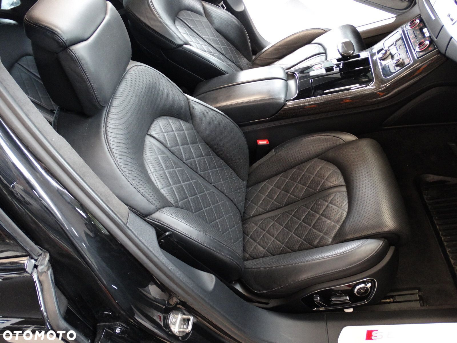 Audi S8 - 22
