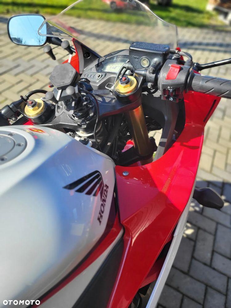 Honda CBR - 4