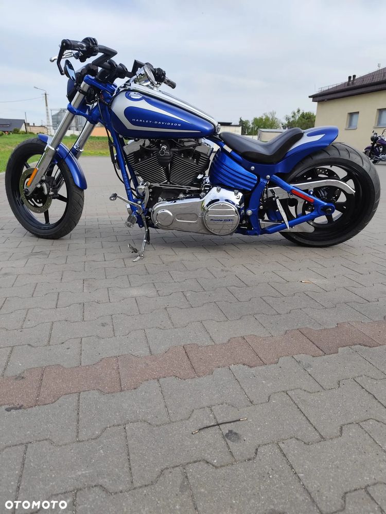 Harley-Davidson Softail Custom - 9