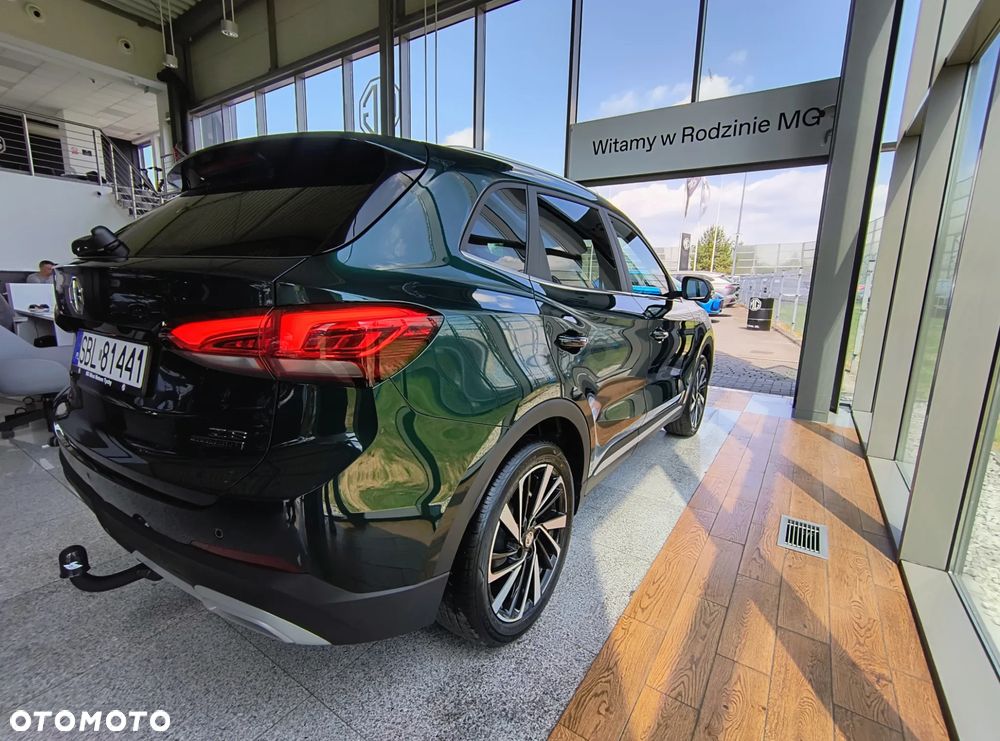 MG ZS Hybrid+ - 15