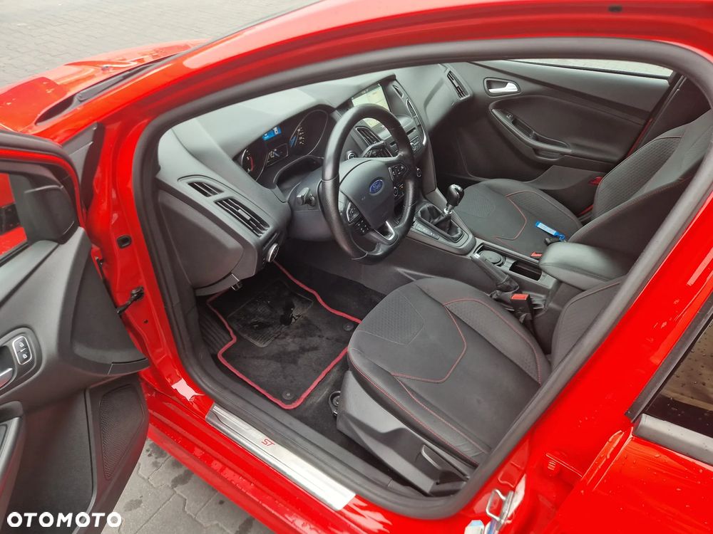 Ford Focus 2.0 TDCi ST-Line Red ASS - 22