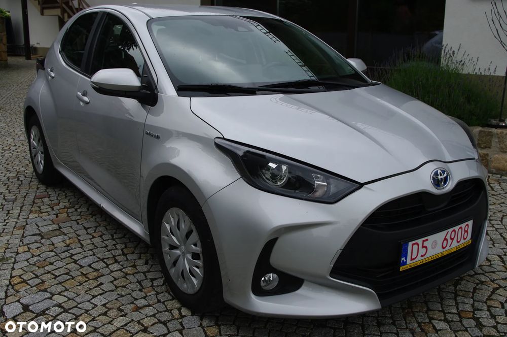 Toyota Yaris 1.5 Dynamic CVT - 9