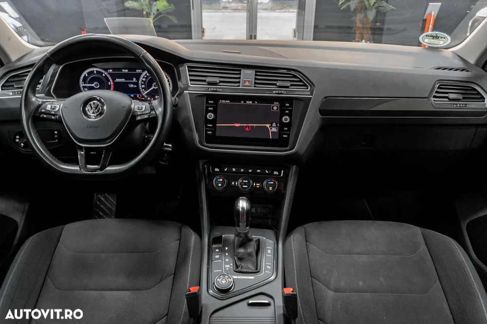 Volkswagen Tiguan 2.0 TDI 4Mot DSG Highline - 8