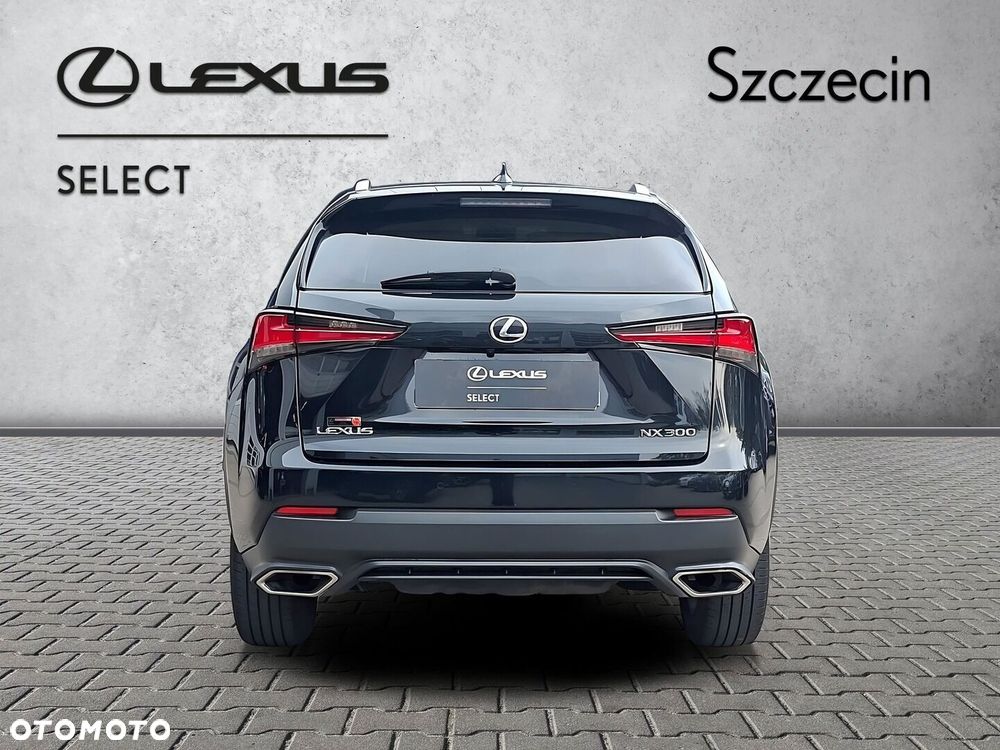 Lexus NX 300 F Impression AWD - 4