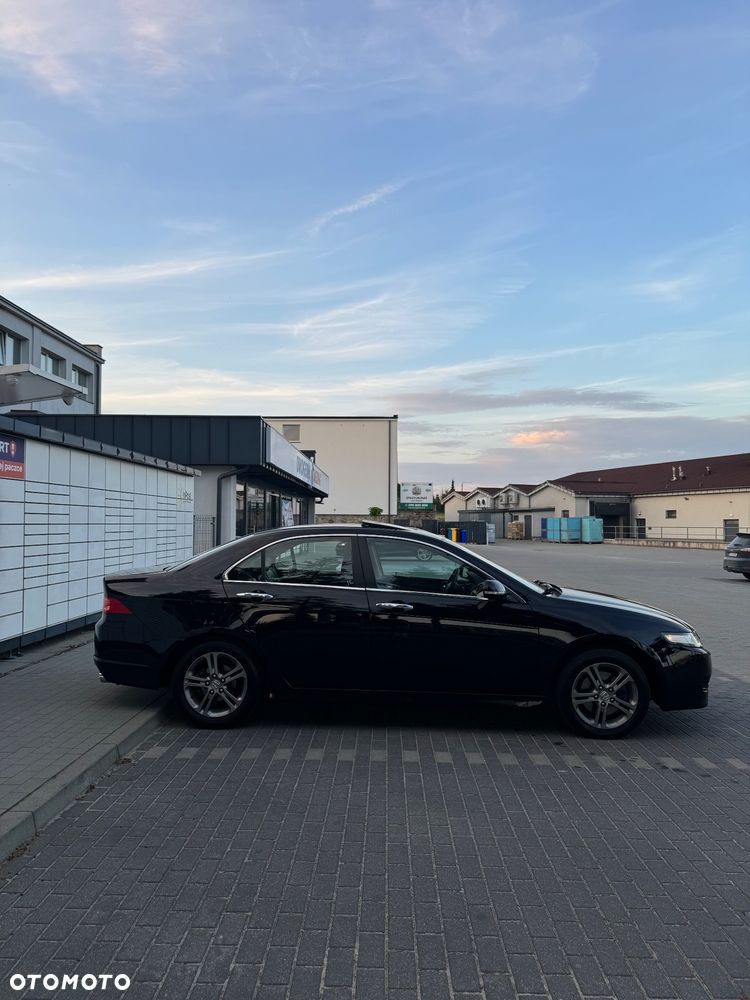 Honda Accord 2.0 Executive - 4