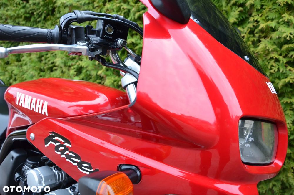 Yamaha FZS - 27