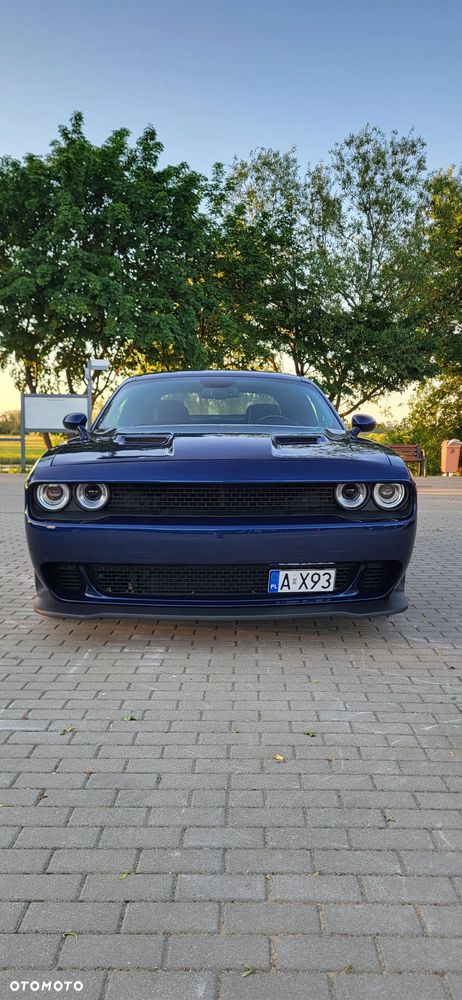 Dodge Challenger - 14
