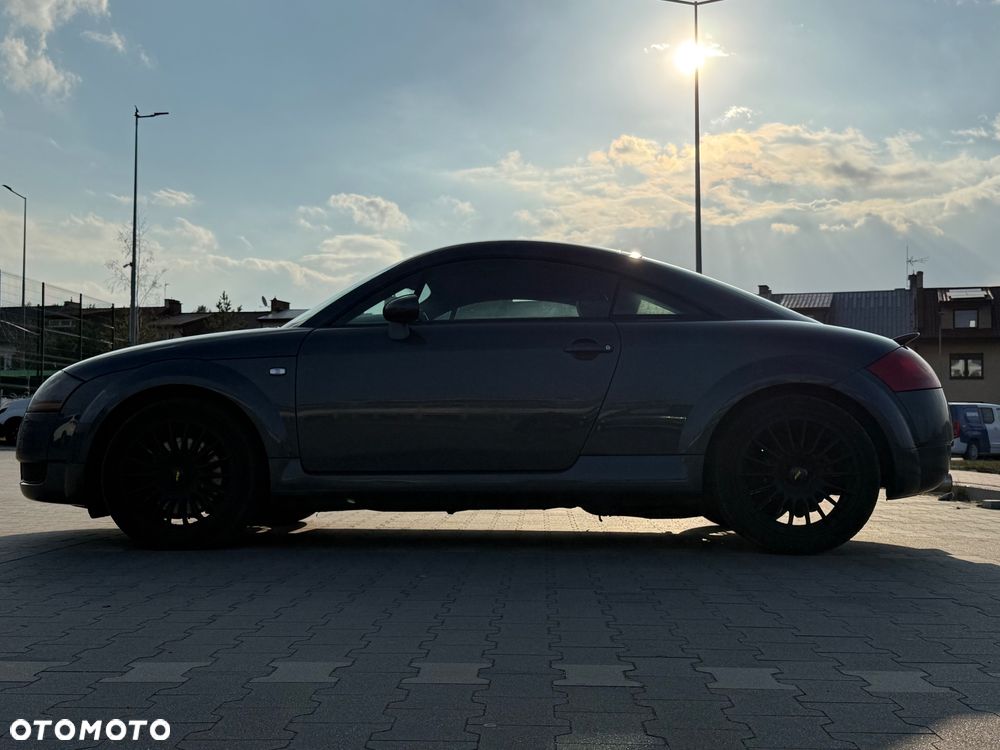 Audi TT Coupé 1.8 T quattro - 29