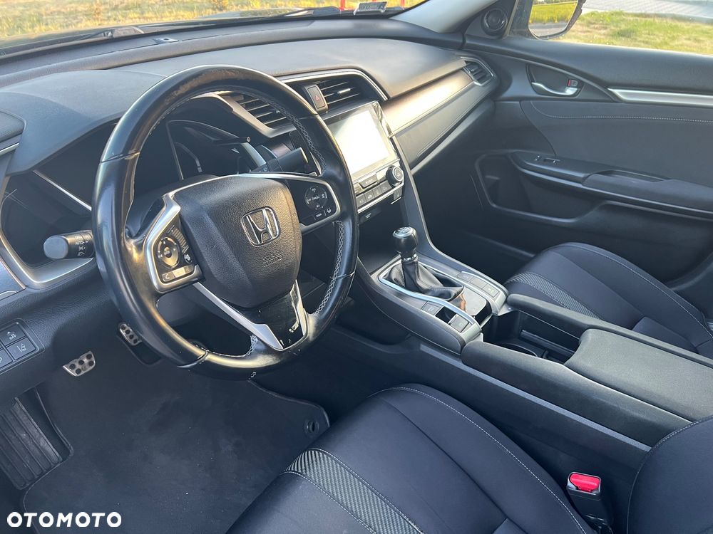 Honda Civic 1.5 T Elegance - 21