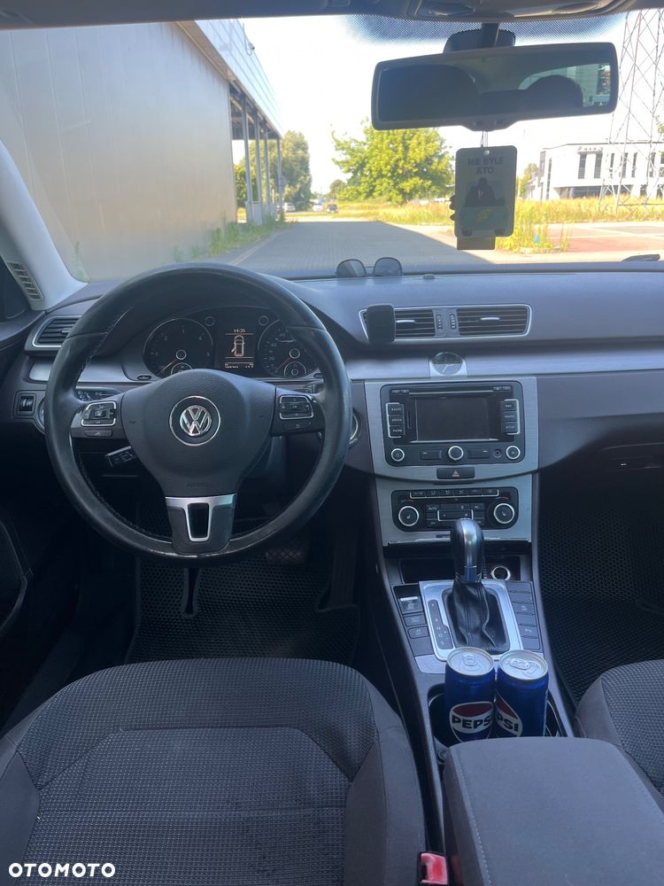Volkswagen Passat 2.0 TDI DPF Trendline DSG - 5