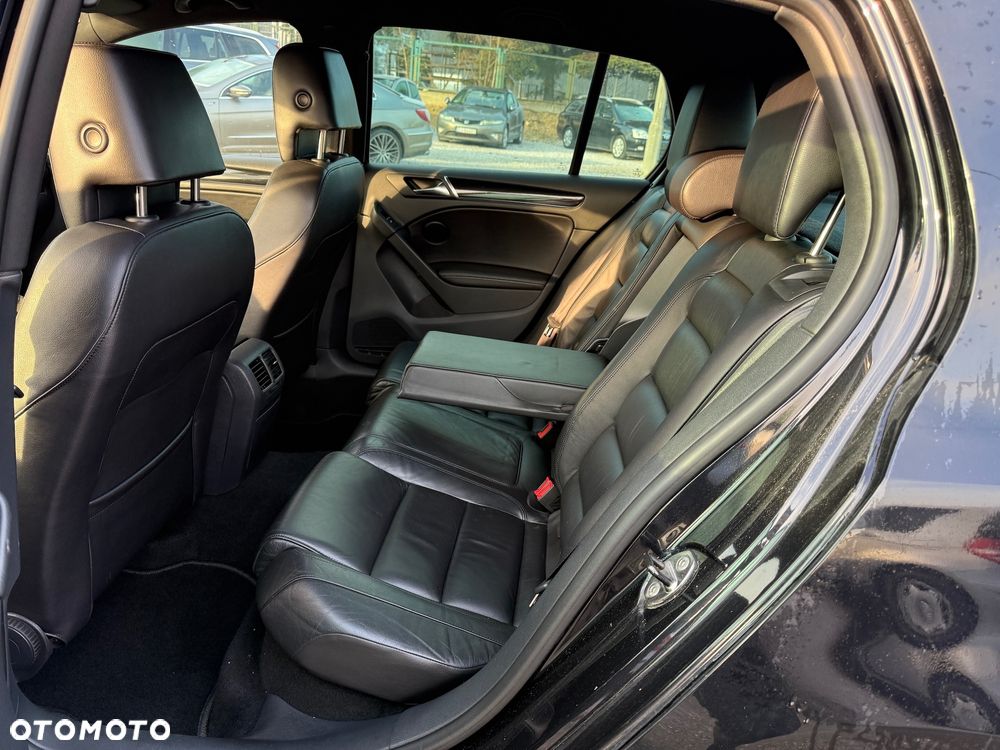 Volkswagen Golf 2.0 TDI DPF GTD - 11