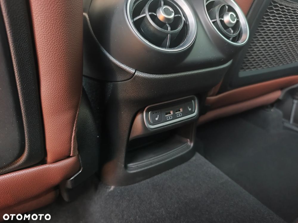 Alfa Romeo Stelvio - 23