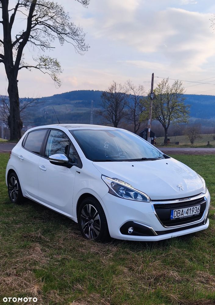 Peugeot 208 82 VTI Style - 1
