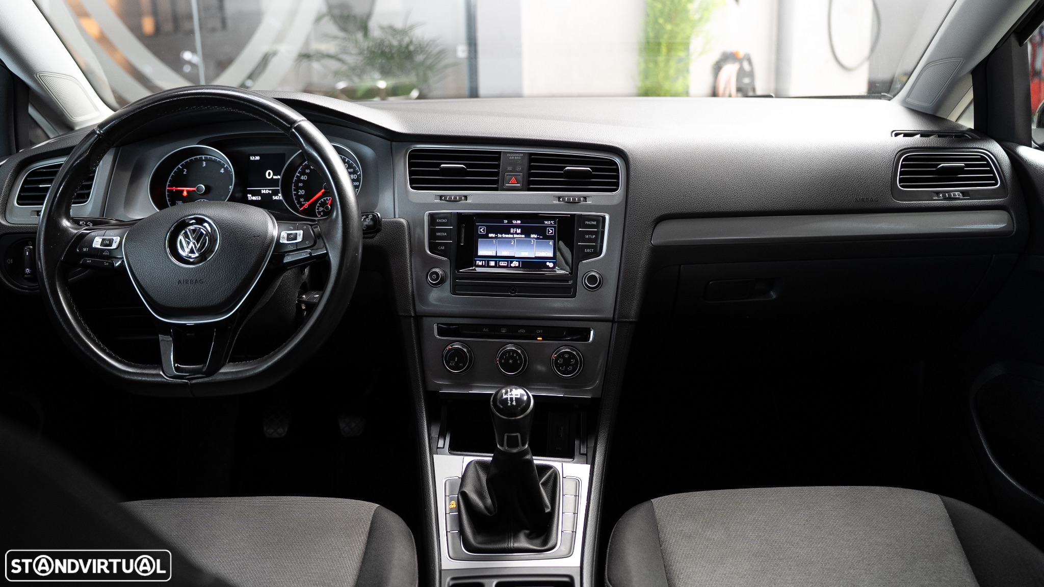 VW Golf 1.6 TDi BlueMotion Confortline - 4