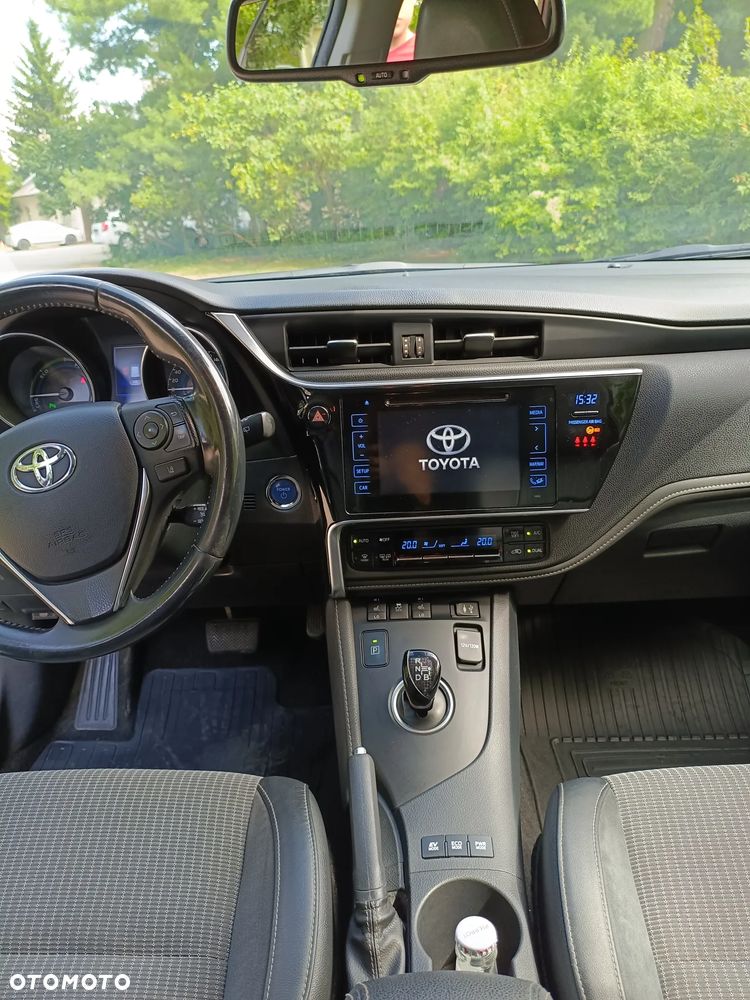 Toyota Auris - 8