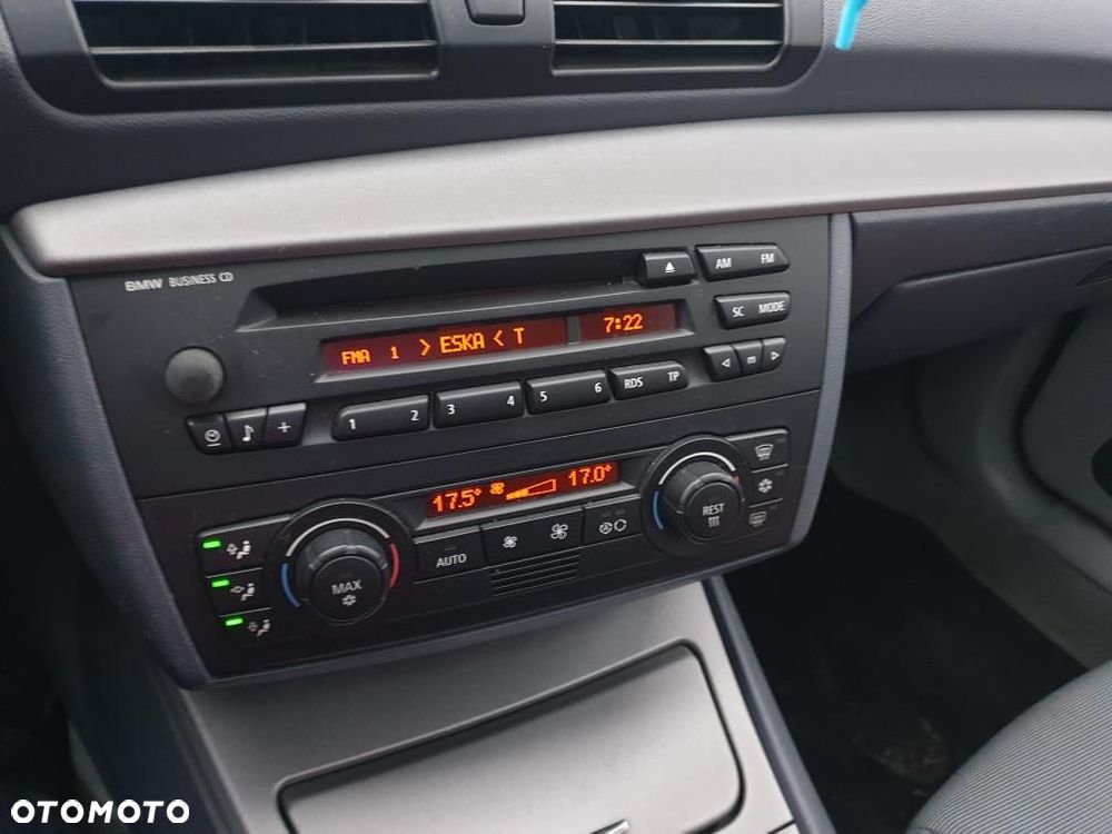 BMW Seria 1 116i - 10