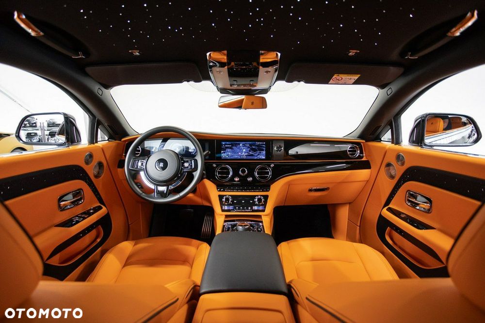 Rolls-Royce Spectre - 23