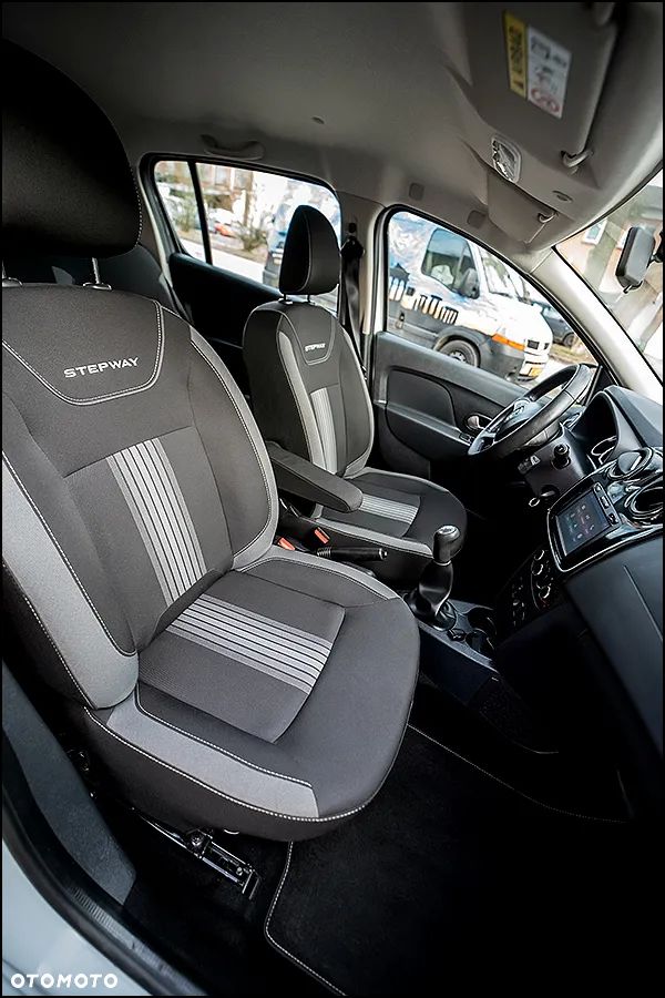 Dacia Sandero Stepway TCe 90 (S&S) Prestige - 33