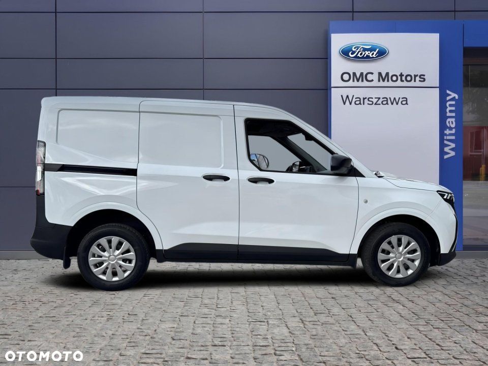 Ford Transit Courier - 6