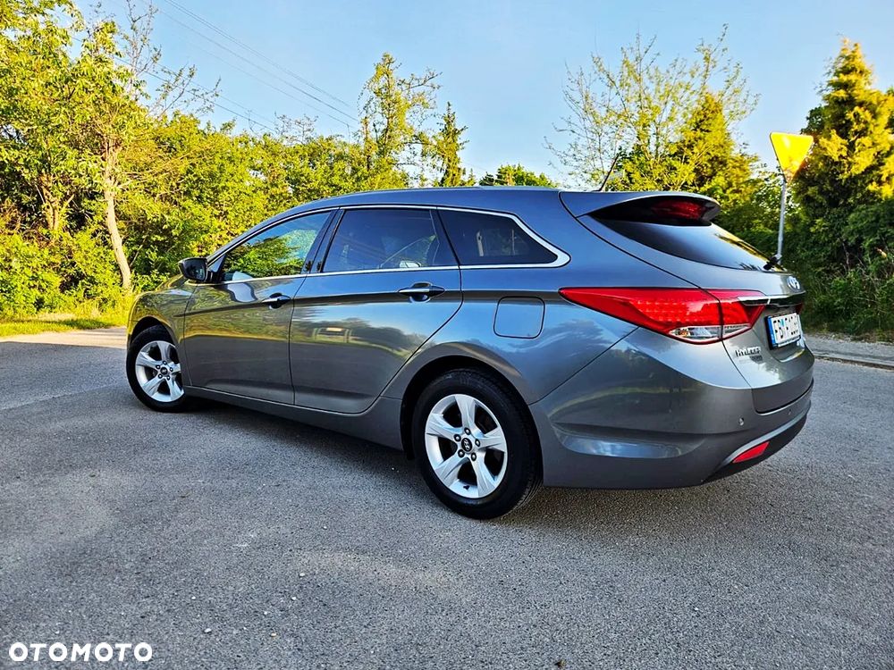 Hyundai i40 2.0 Premium - 11