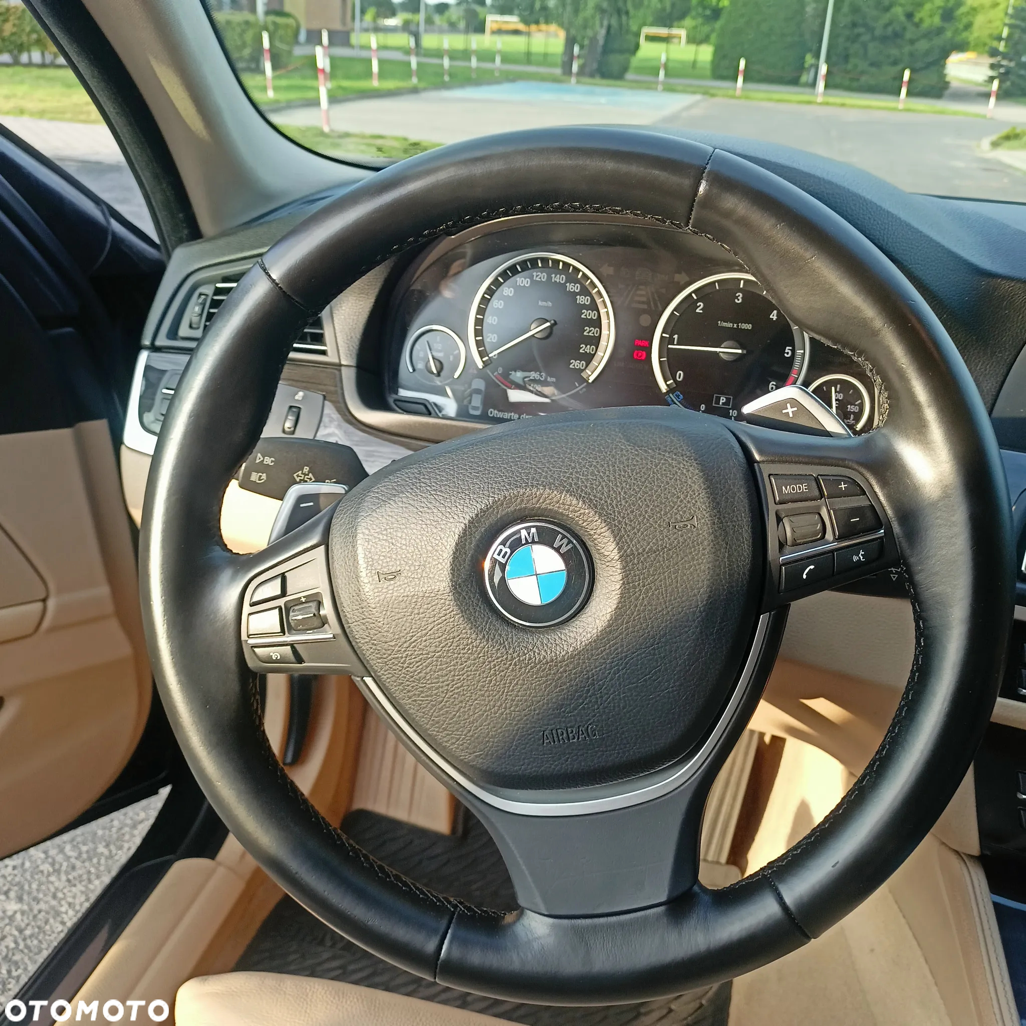 BMW Seria 5 525d xDrive - 7