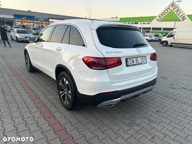 Mercedes-Benz GLC 200 d 4-Matic Business Edition - 9