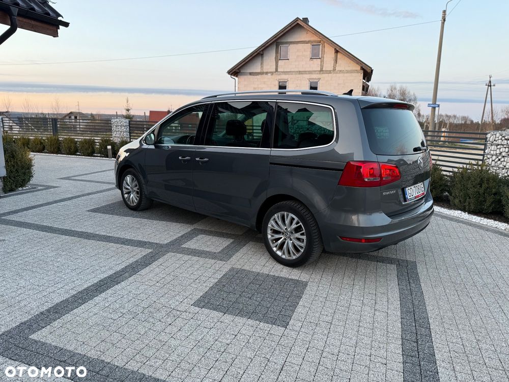 Volkswagen Sharan 2.0 TDI Highline DSG - 10