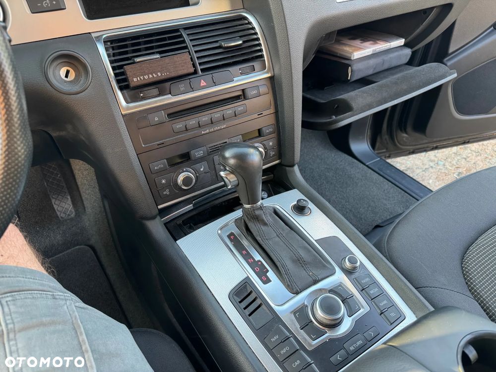 Audi Q7 3.0 TDI Quattro Tiptronic - 22