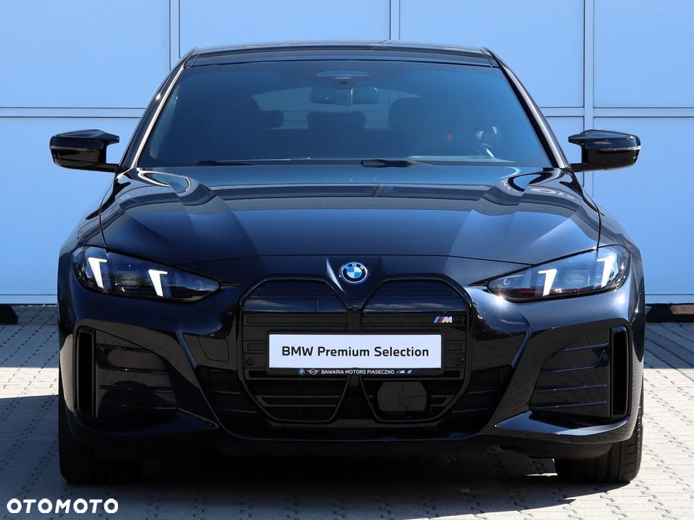 BMW i4 - 10