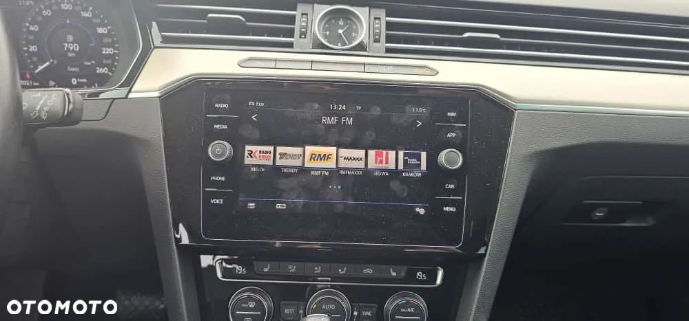 Volkswagen Passat Variant - 15