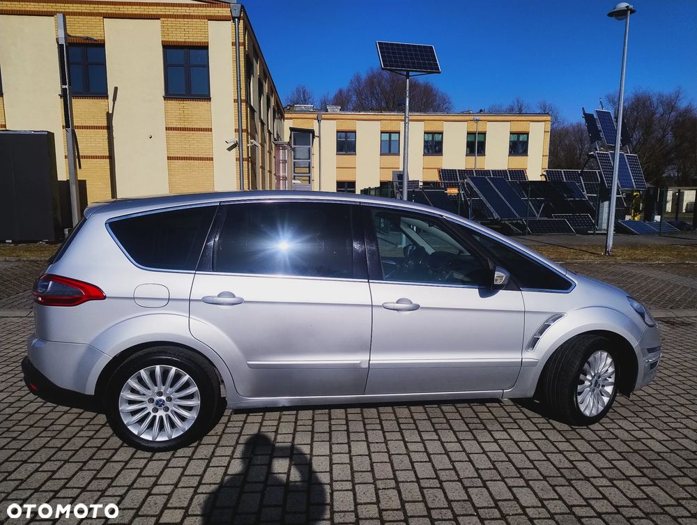 Ford S-Max 2.0 EcoBoost Titanium - 2