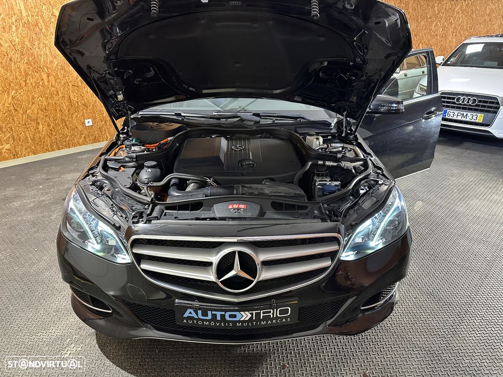 Mercedes-Benz E 300 Bluetec Hybrid Avantgarde - 21