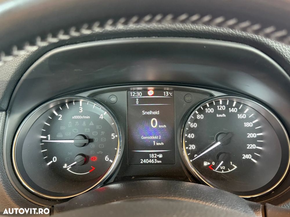Nissan Qashqai 1.5 DCI N-Connecta - 10