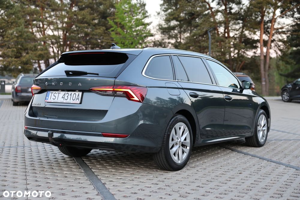 Skoda Octavia 2.0 TDI SCR Ambition DSG - 5