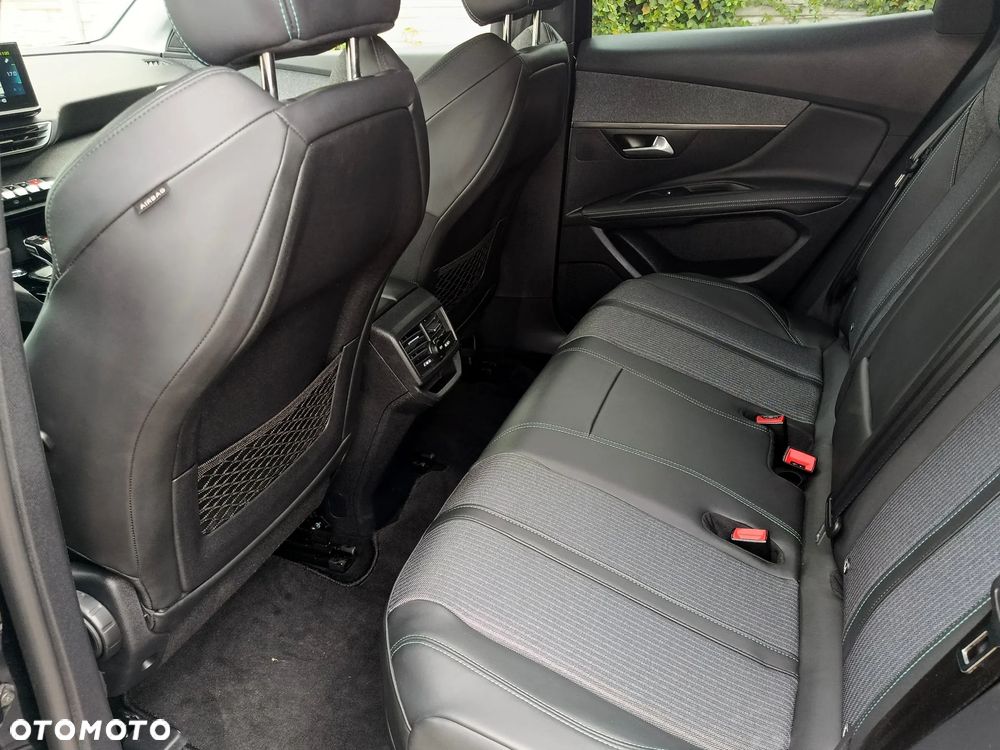 Peugeot 3008 225 e-EAT8 Allure - 16