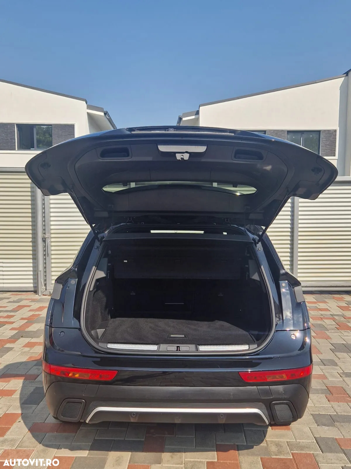 DS Automobiles DS 7 Crossback DS7 1.5 BlueHDi 130 S&S EAT8 PERFORMANCE LINE + - 7