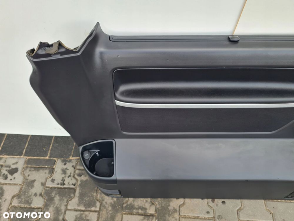 tapicerka prawy tył SKÓRA VW T5 MULTIVAN HIGHLINE - 2