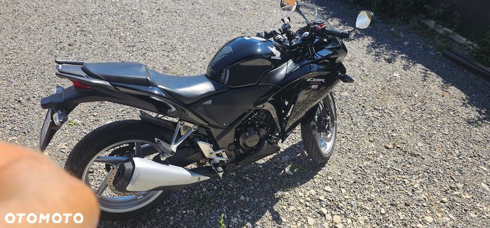 Honda CBR - 11