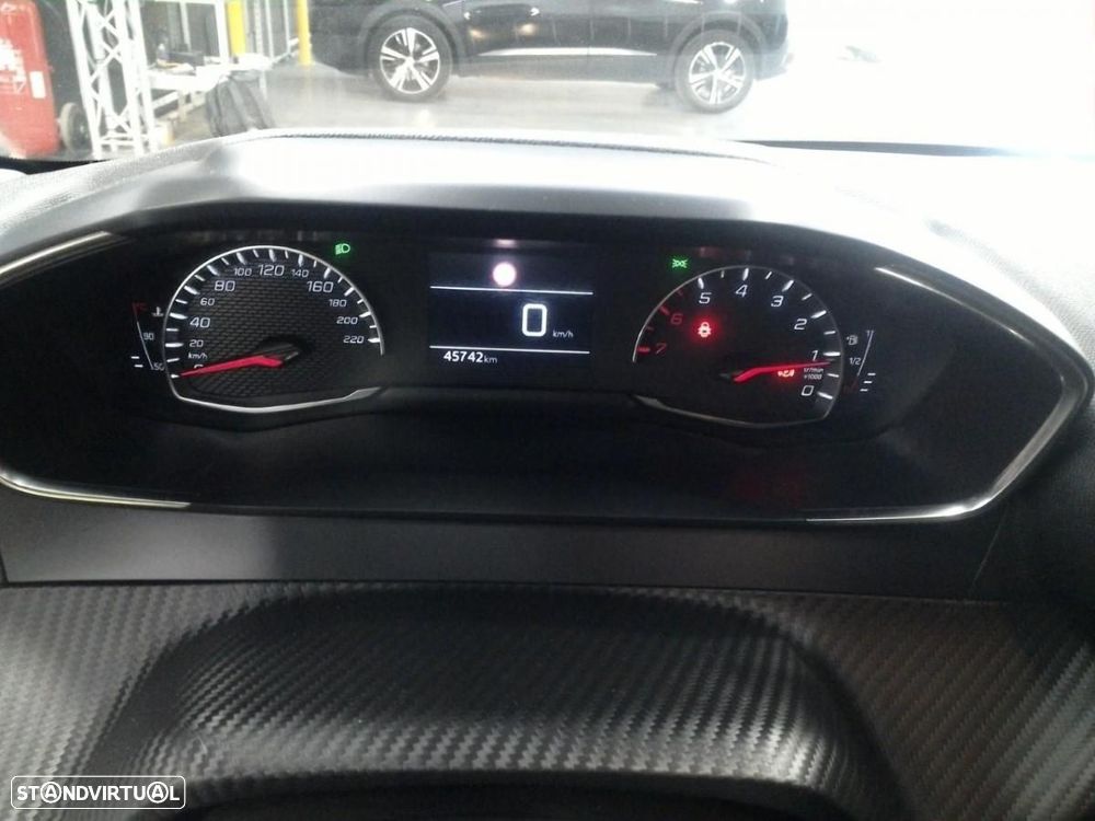 Peugeot 208 1.2 PureTech Active Pack - 4