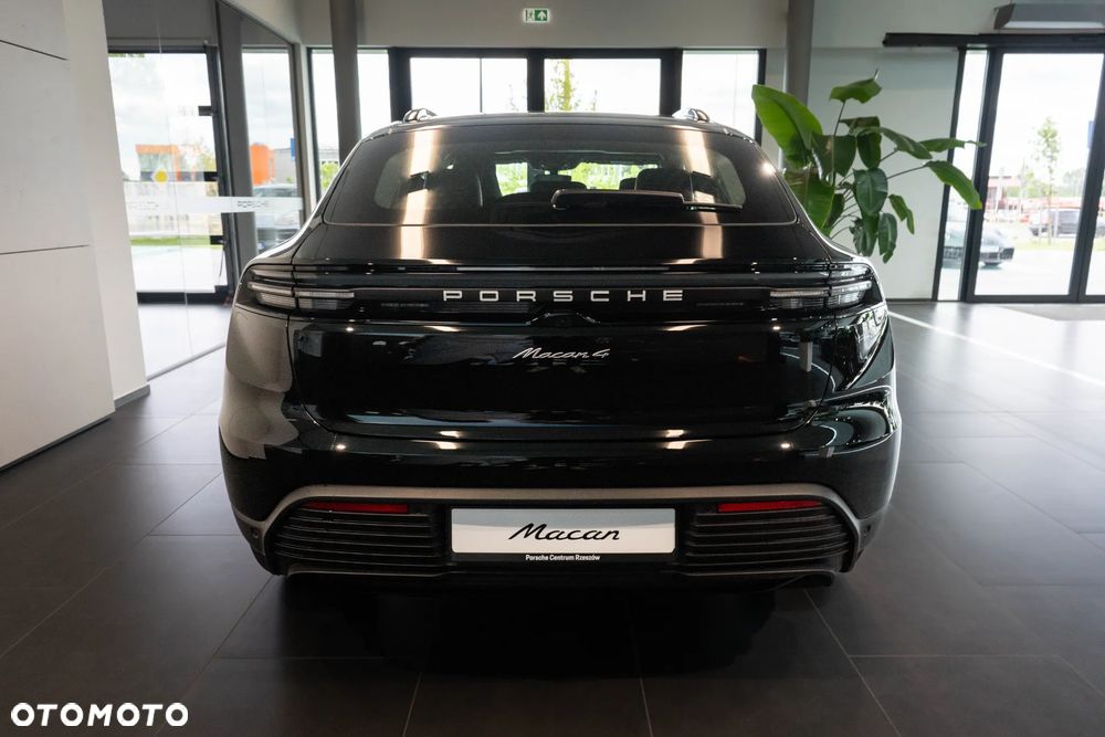 Porsche Macan - 8