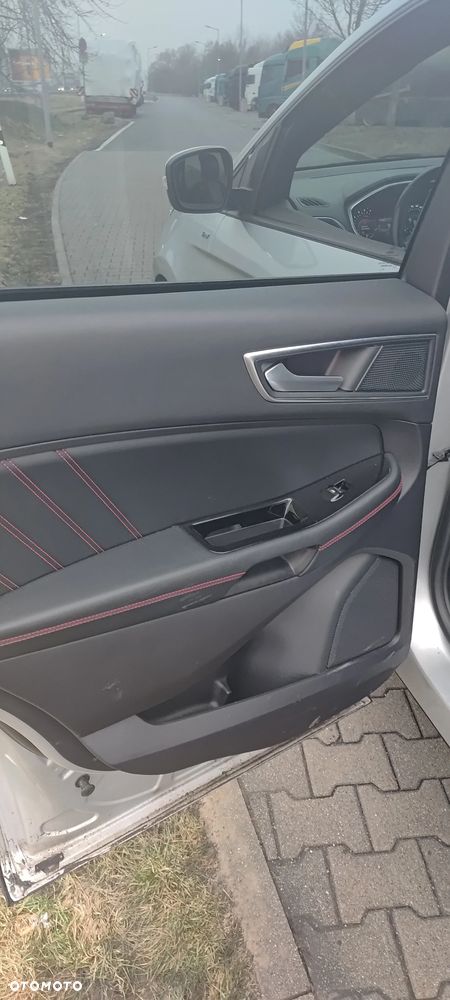 Ford Edge 2.0 EcoBlue Bi-Turbo 4x4 ST-LINE - 8